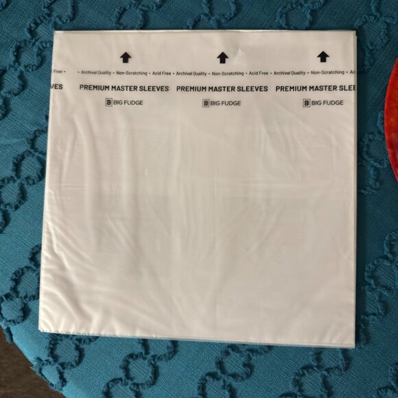 Queen Greatest Hits Vinyl Record - Picture 9 of 9